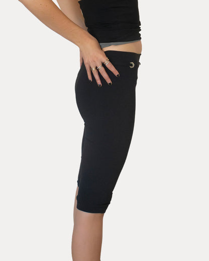 333 CAPRIS IN BLACK