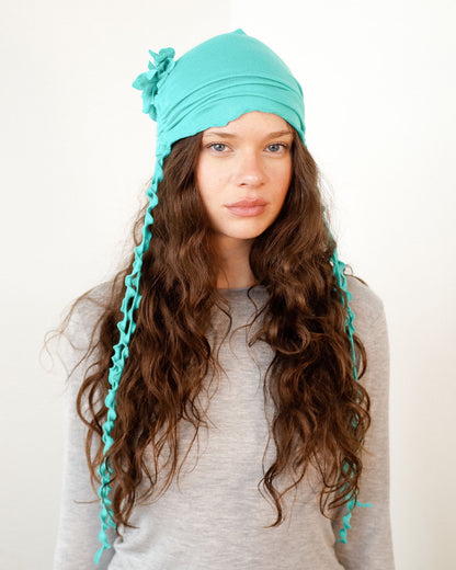 LOLA BEANIE IN AQUA