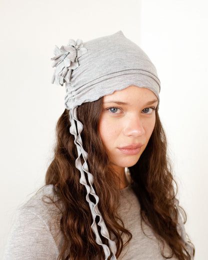 LOLA BEANIE IN GREY