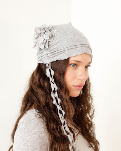 LOLA BEANIE IN GREY